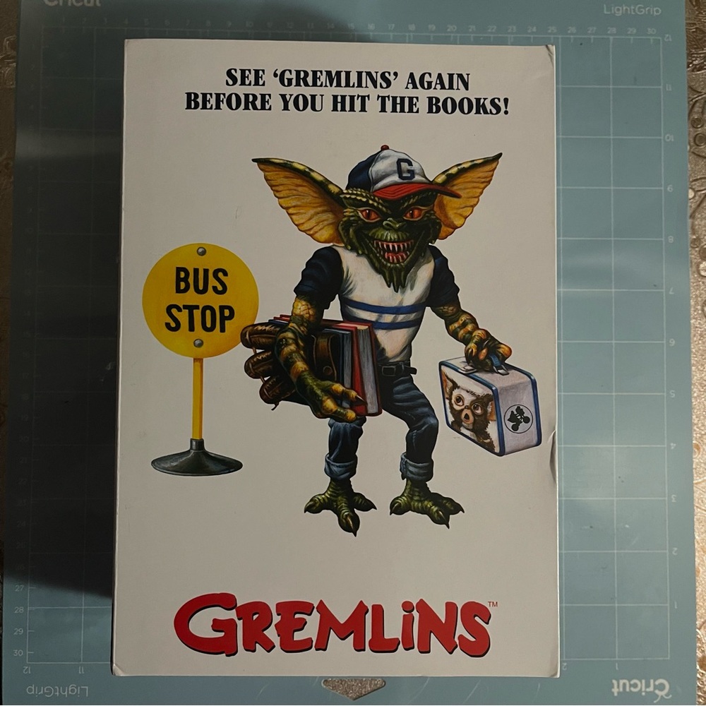 Neca gremlins figure